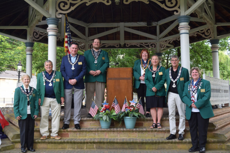 Elks celebrate Flag Day